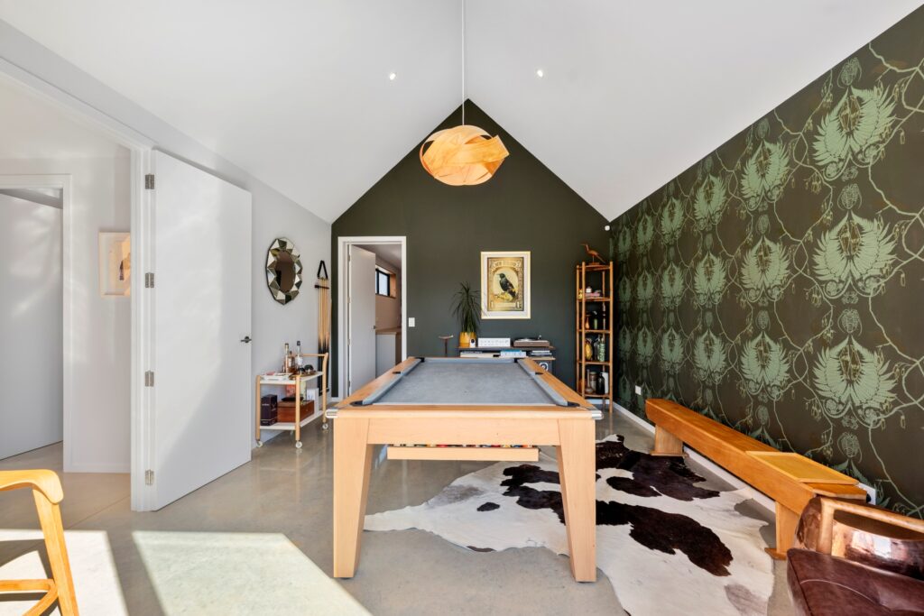 Whalefield 13 Billards Room