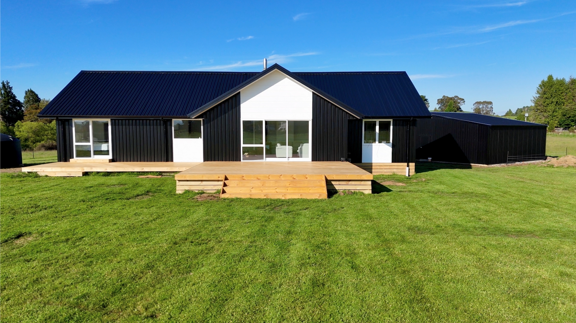 Raetihi Road Back Deck